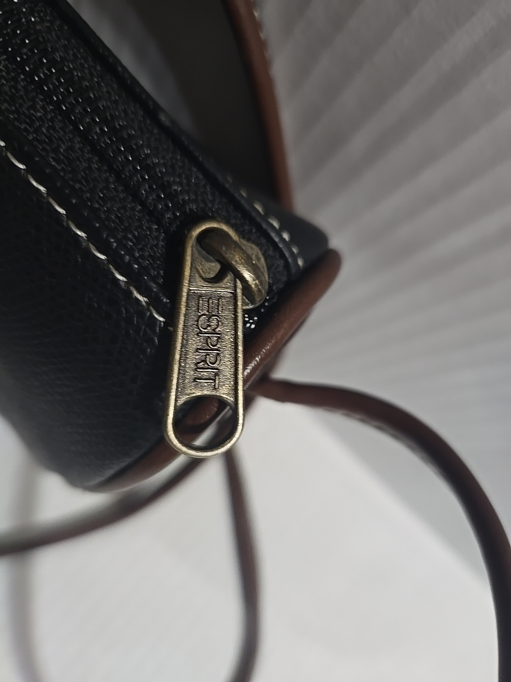 Vintage ESPRIT Black Crossbody Shoulder Bag w/ Brown Accent Spellout Green Trim - Picture 8 of 11